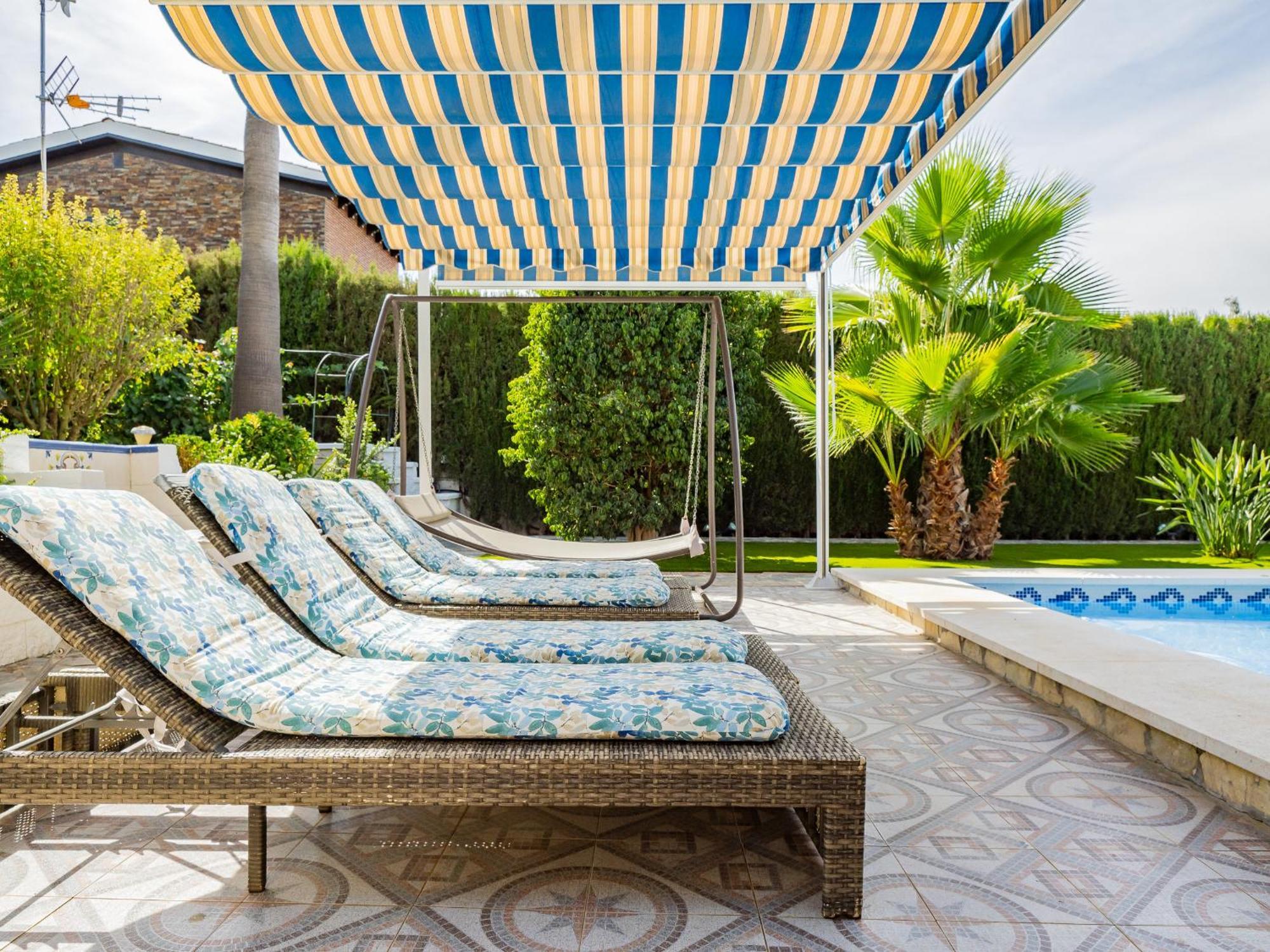 Villa Paraiso Las Malvinas Malaga Exterior photo